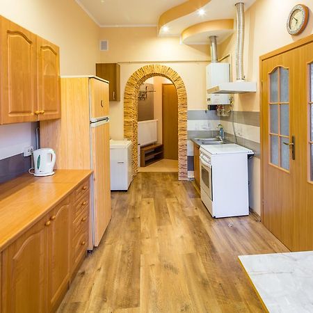 Ferienwohnung Rynok Square 5 Зі Світлом! Lemberg Exterior foto